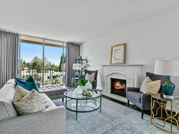 1330 University Dr APT 57, Menlo Park, CA 94025