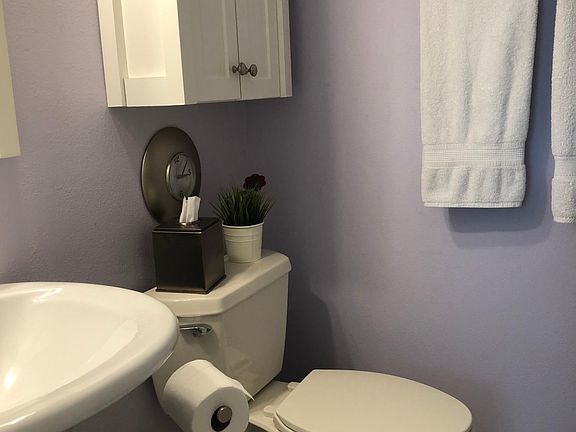 Master bathroom - 3/4