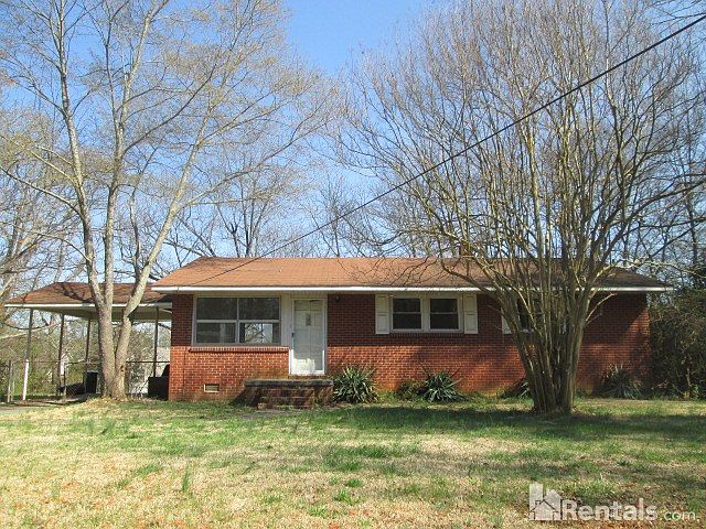 1st image of 2533 Valleyview Dr