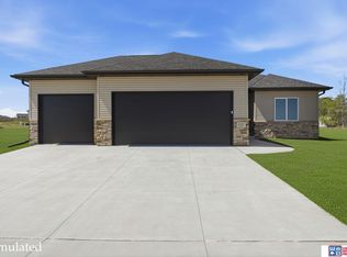 9229 S 80th St, Lincoln, NE 68516