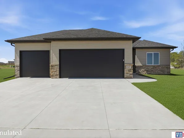 9229 S 80th St, Lincoln, NE 68516