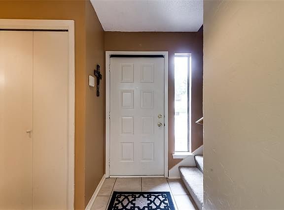 2nd image of 1 Dewberry Ct