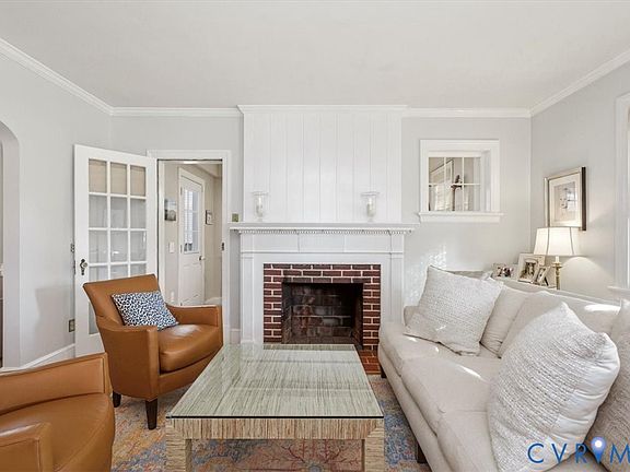 4th image of 4644 Stuart Ave