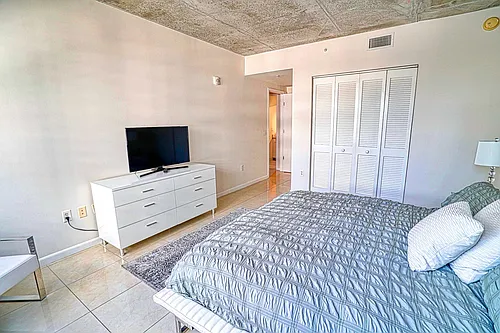 3250 NE 1st Ave #8-ID1022545P Photo 1