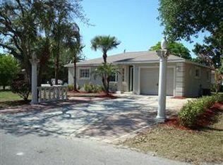 505 23rd Ave E, Bradenton, FL 34208