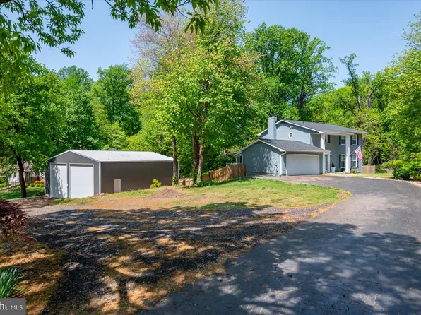 136 Collington Ct, Arnold, MD 21012
