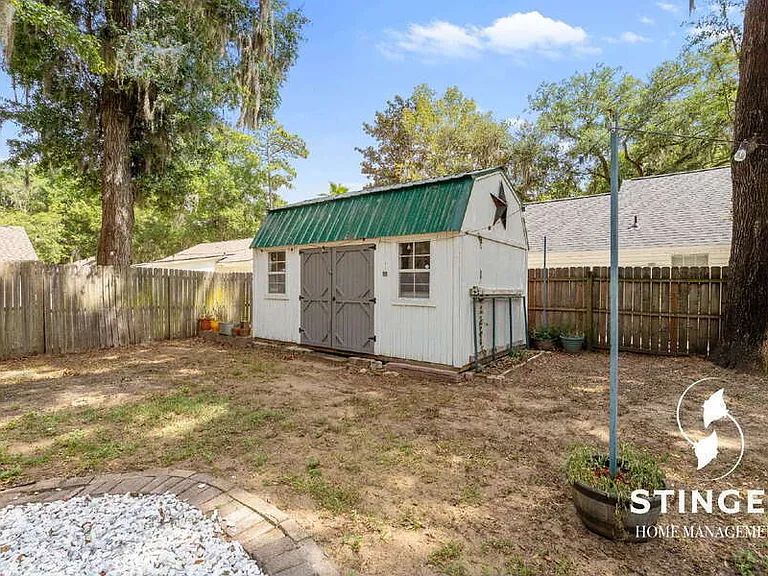 54 Ardmore Ave — Photo 35
