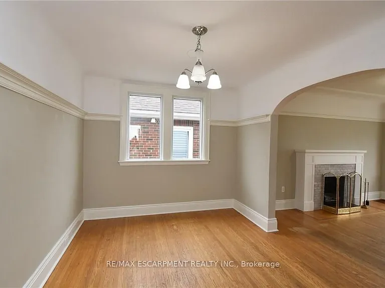 278 Huxley Ave S — Photo 6