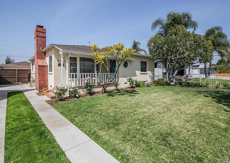 1st image of 3761 Gaviota Ave