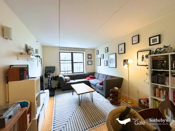 433 3rd Avenue image 1 of 12