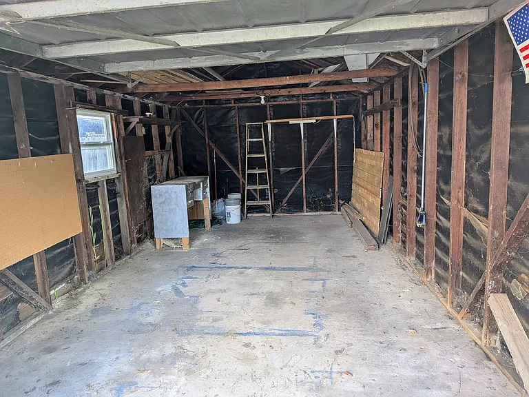 543 Woodbury Ave — Photo 22