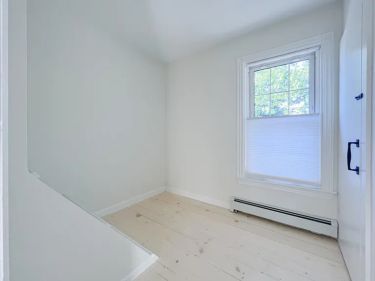 22 Crescent Ave — Photo 49