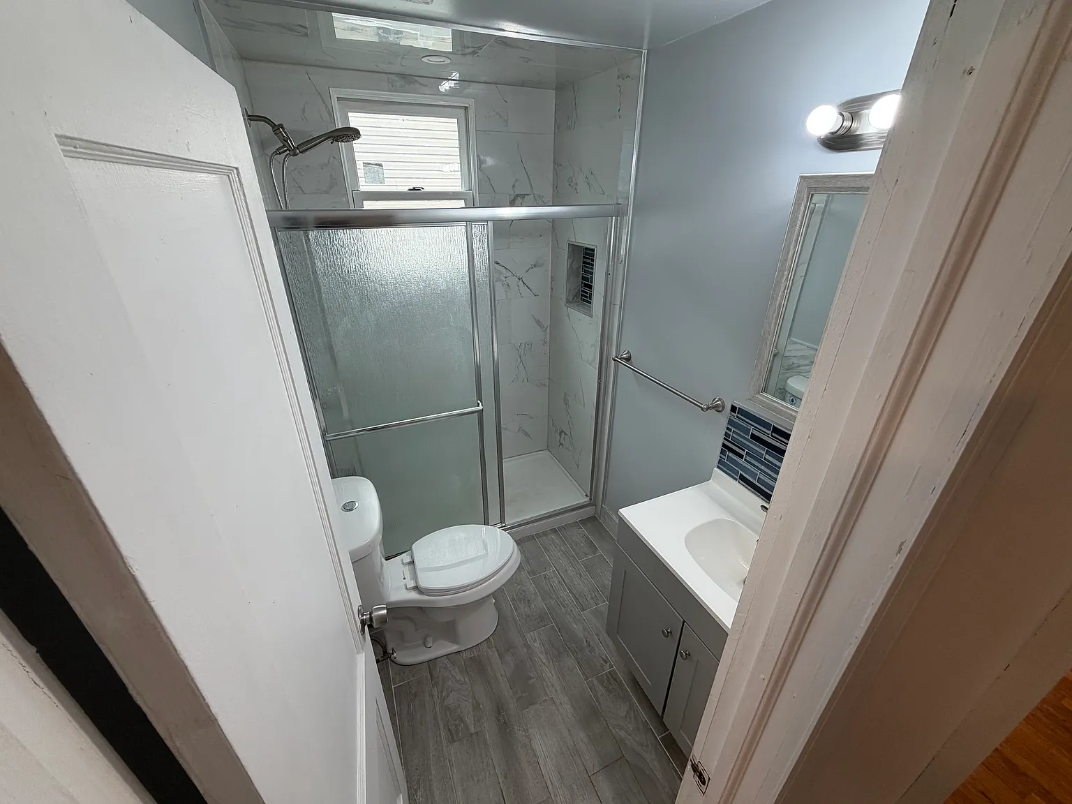 1 bed, 400 sqft, $2,150 — Photo 4