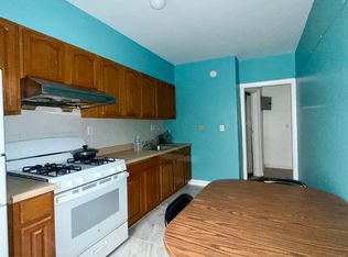 11106 Farmers Blvd #2, Saint Albans, NY 11412