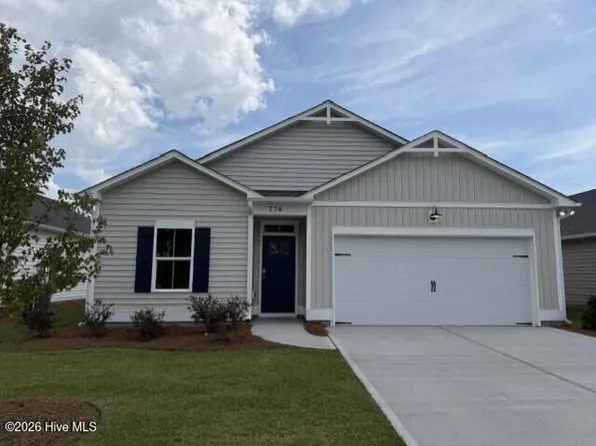 774 Pelican Cove Way SE #302, Southport, NC 28461