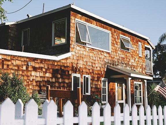Side yard with fire pit