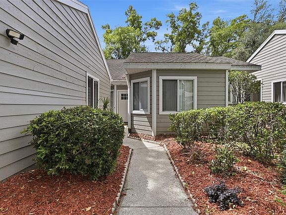 3rd image of 829 NW 124TH DRIVE