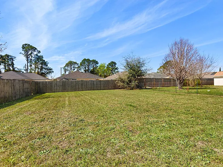 2453 Gulf Breeze Ave #ID1585615P — Photo 29