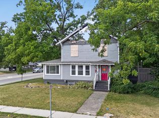 938 W Oregon St, Lapeer, MI 48446
