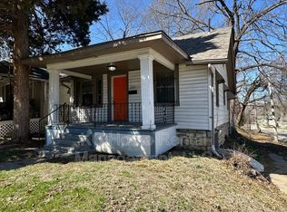 2242 E Gregory Blvd, Kansas City, MO 64132