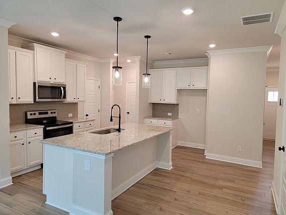 4th image of 4593 Cypress Park Dr