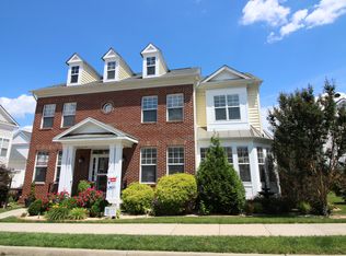 10039 Orland Stone Dr, Bristow, VA 20136