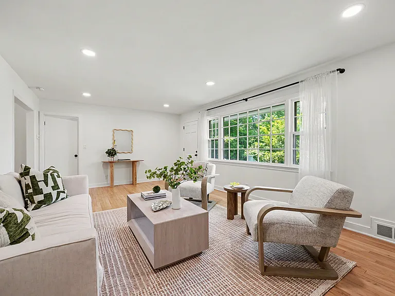 75 Vincent Ave — Photo 7