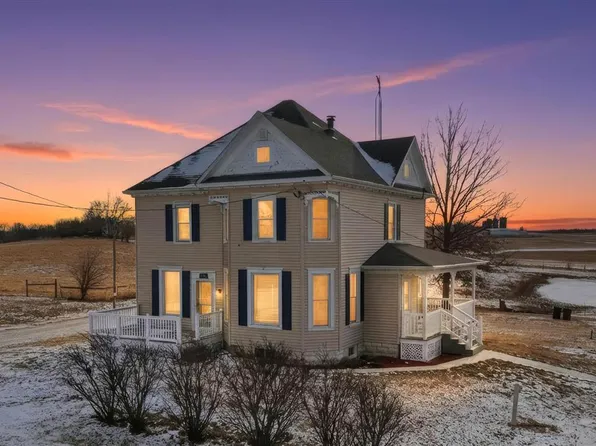 1402 Vine Blvd, Brighton, IA 52540