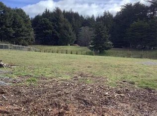 1825 Dixie Ln, McKinleyville, CA 95519