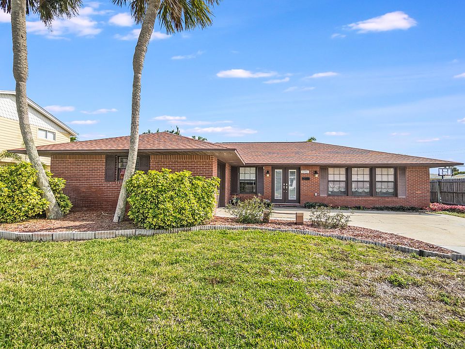1st image of 1246 Seminole Dr