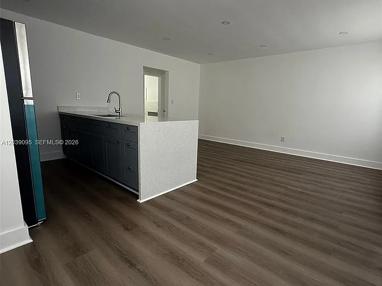 2191 NE 167th St #1 — Photo 6