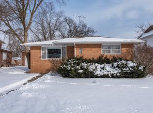 2819 Gabriel Ave, Zion, IL 60099