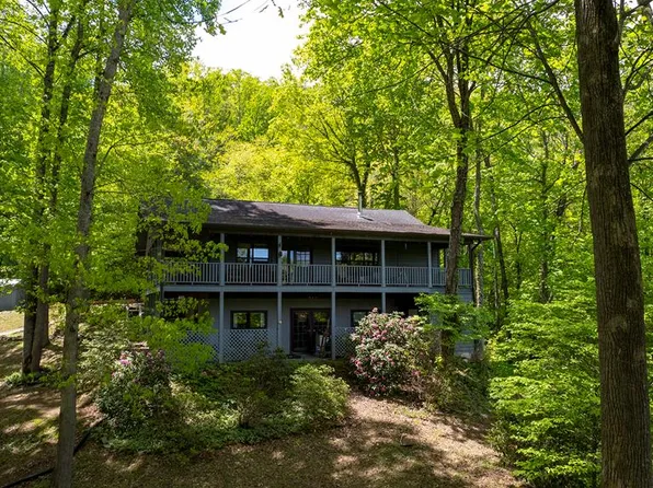 1215 Sam Cove Rd, Robbinsville, NC 28771