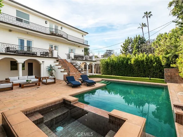 13045 Greenleaf St, Studio City, CA 91604