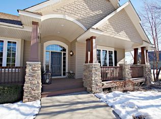 19165 Eagleview Ln, Prior Lake, MN 55372