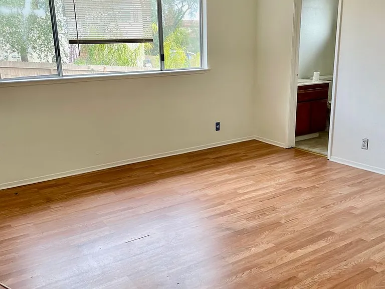 7980 & 7982 Cavalli Way — Photo 7
