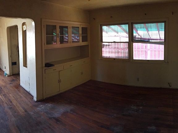 5th image of 1235 Palm St
