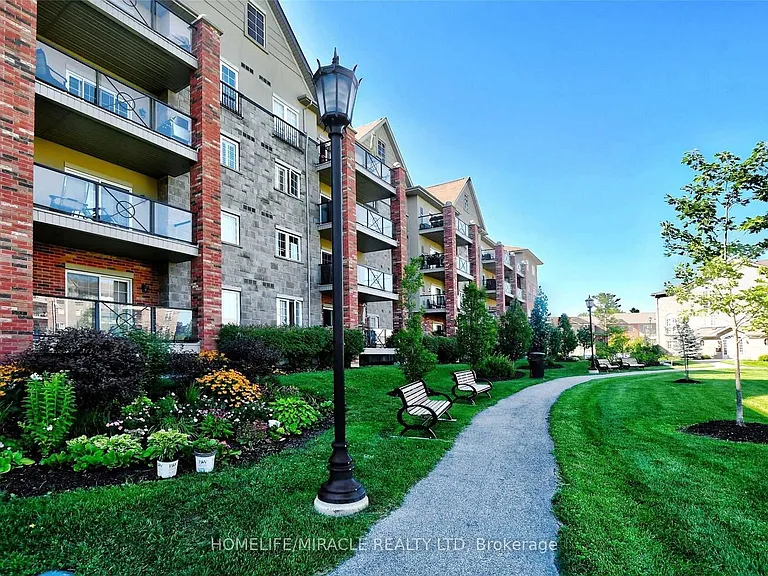 39 Ferndale Dr S #303 — Photo 17