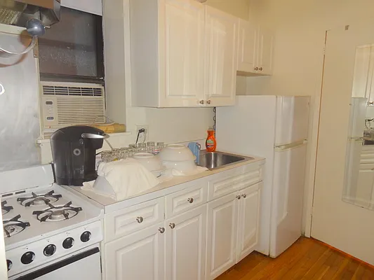 Rented by Prince Real Estate Associates LLC | media 32