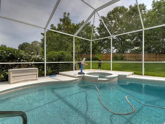 2nd image of 2908 Winding Trail Dr