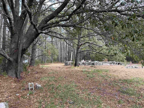 3028 Seaboard Rd., Andrews, SC 29510