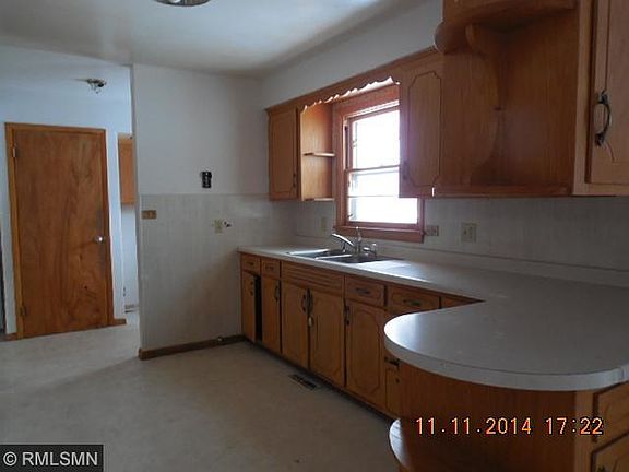 3rd image of 280 Meeker Ave S