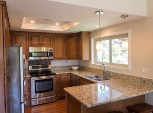 649 Calle Aragon, Oak Park, CA 91377