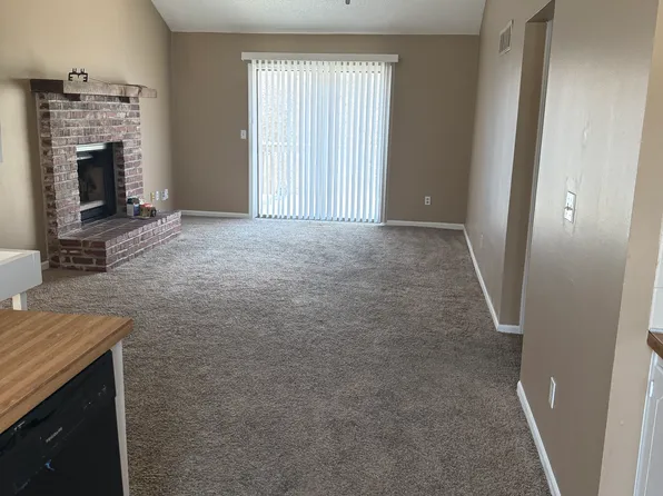 6625 Park St, Shawnee, KS 66216