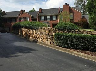 871 Lenox Oaks Cir NE, Atlanta, GA 30324