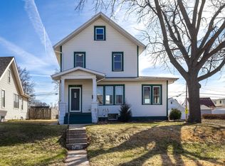 3001 Davenport Ave, Davenport, IA