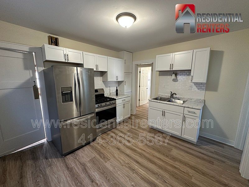 1st image of 4048 N 7th St