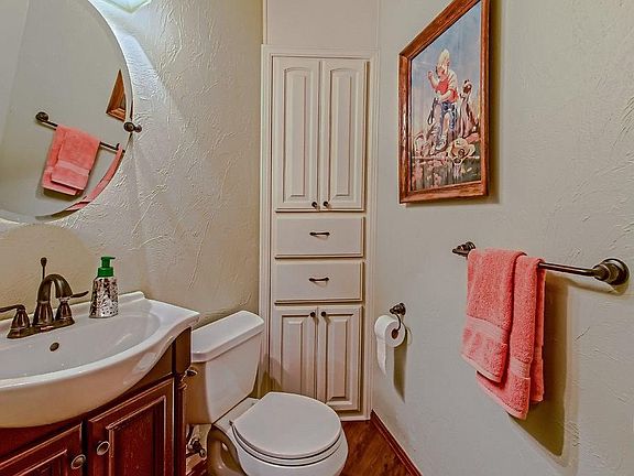 5th image of 11824 N Hastings Ave