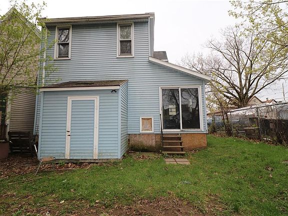 4th image of 816 McVean St
