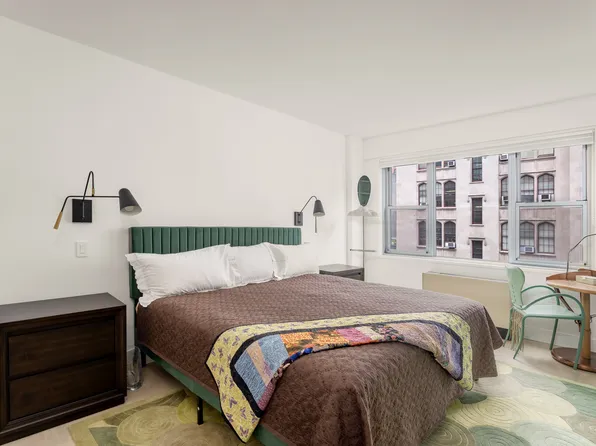 150 East 69th Street image 12 of 14